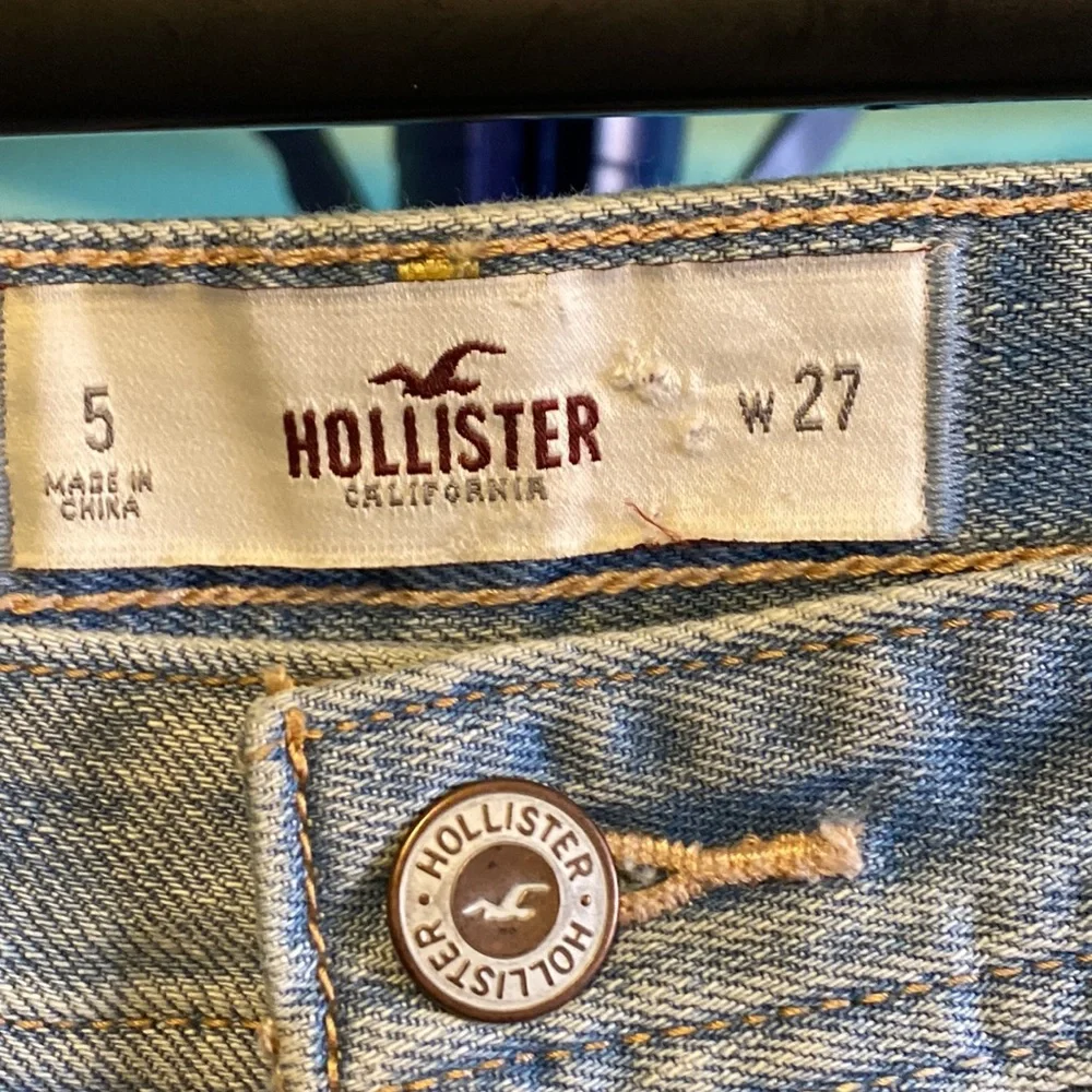 NWT Hollister Juniors Vintage Classic Hollister Size 5/W27 Jean Shorts - Picture 2 of 8